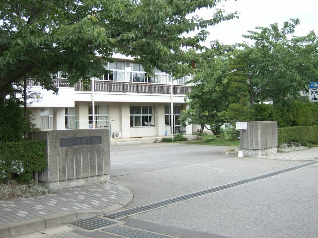 桔梗小学校