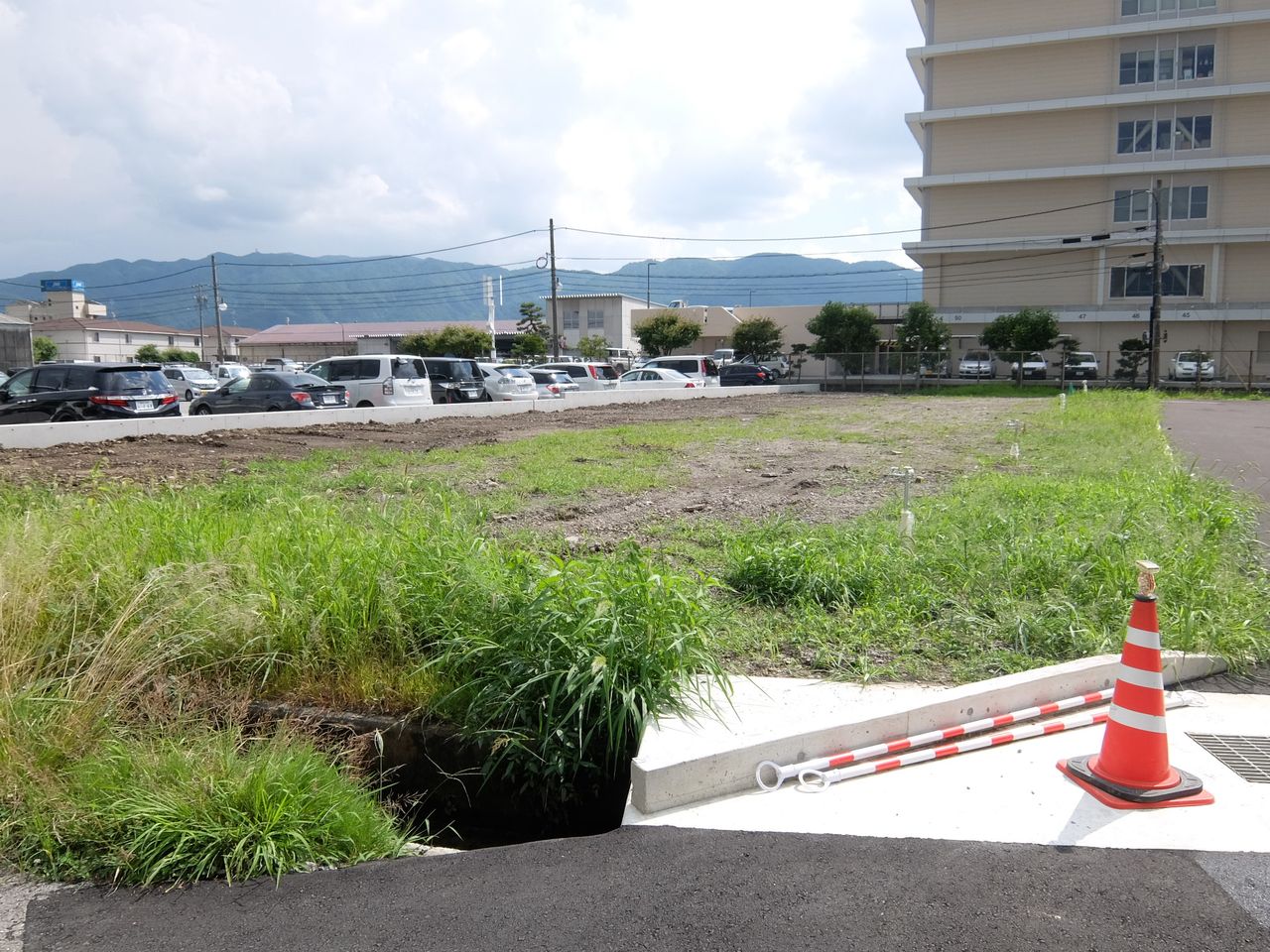 諏訪市上川１丁目 ｂ区画 ココスマ諏訪